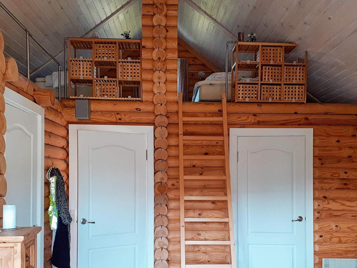 6 Person Holiday Home In Hovborg Eksteriør bilde